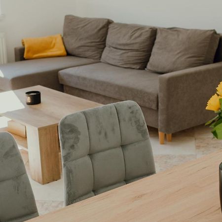 Apartman Emily Brezno Luaran gambar